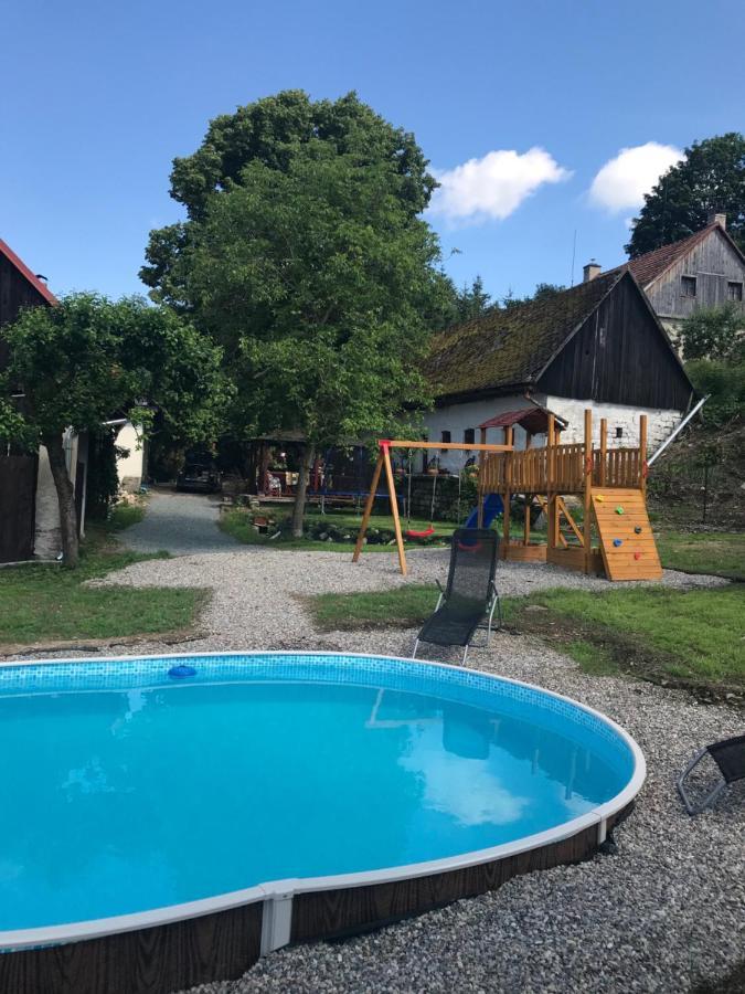 Chalupa V Kopci Vysoka Srbska Zewnętrze zdjęcie
